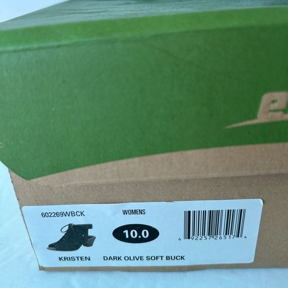 Earth Kristen NIB Open Toe Lave Up Heel Bootie Sandals Dark Olive NuBuck - Picture 2 of 9